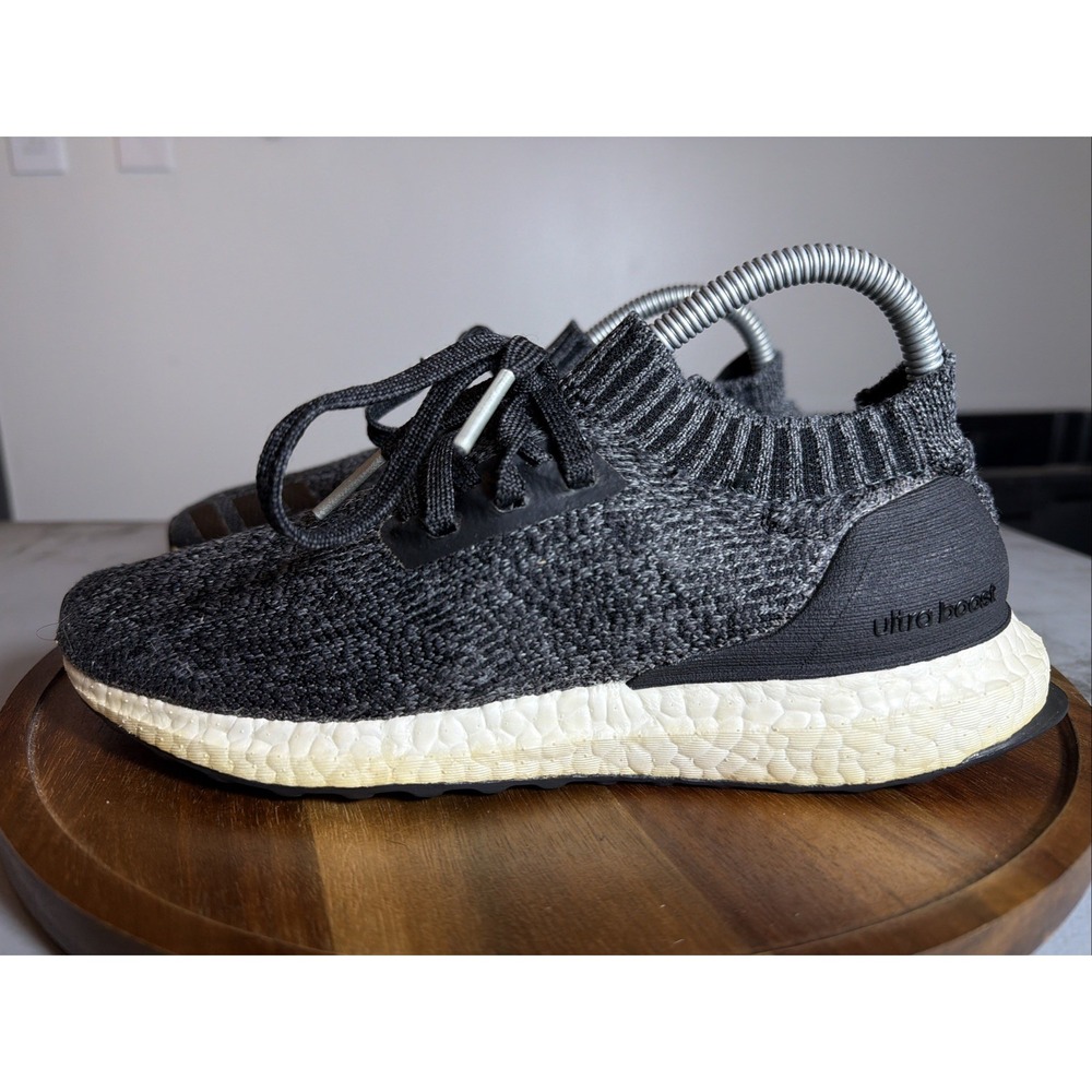 adidas Ultraboost Uncaged Running Trainers Womens 7 Grey Black BB3050